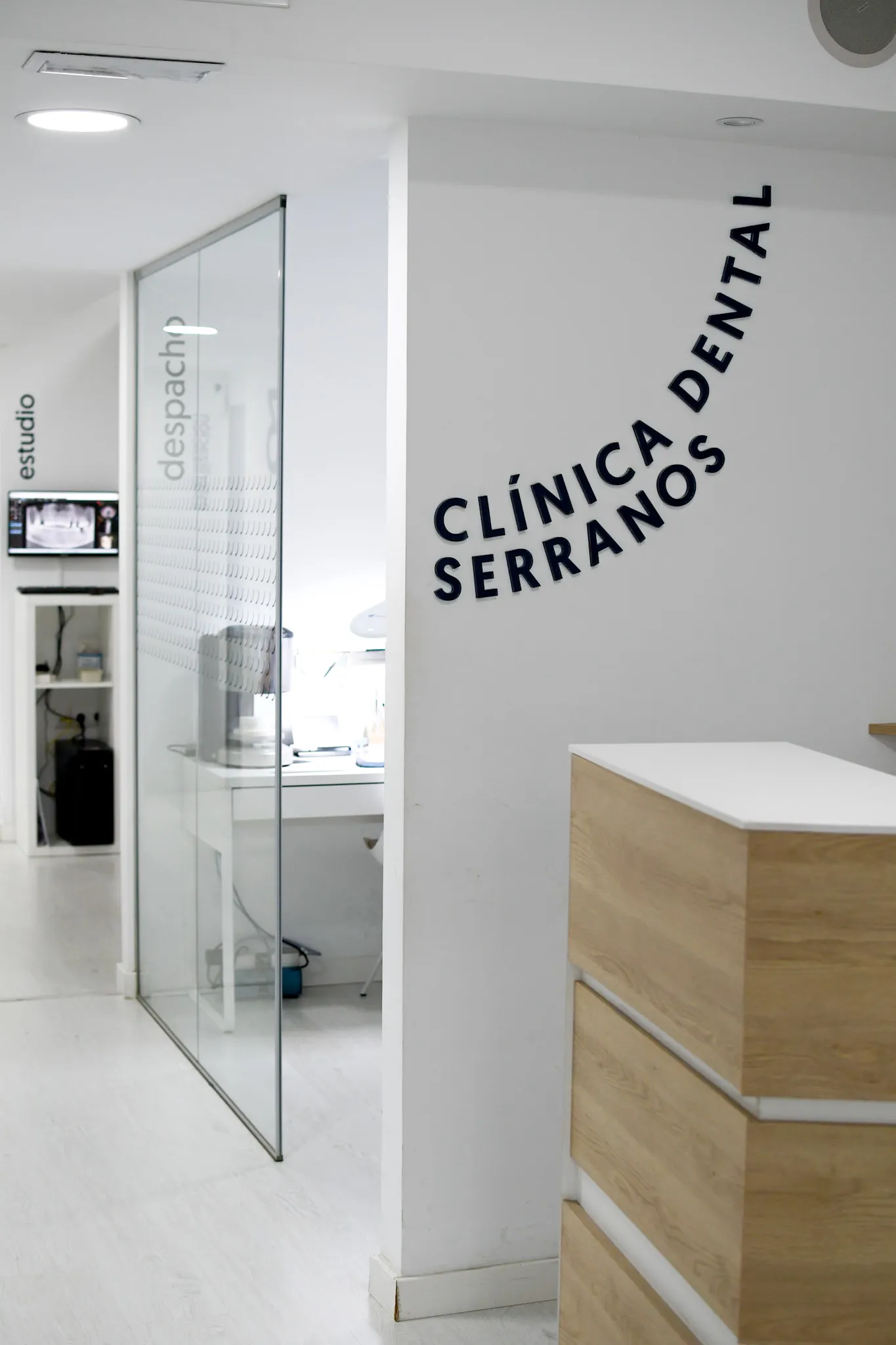 Pasillo de la clinica dental